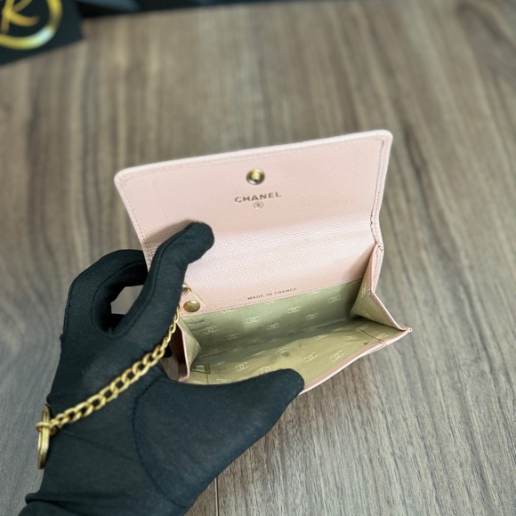 CHANEL Coco Button Coin & Key Case - Picture 10 of 17